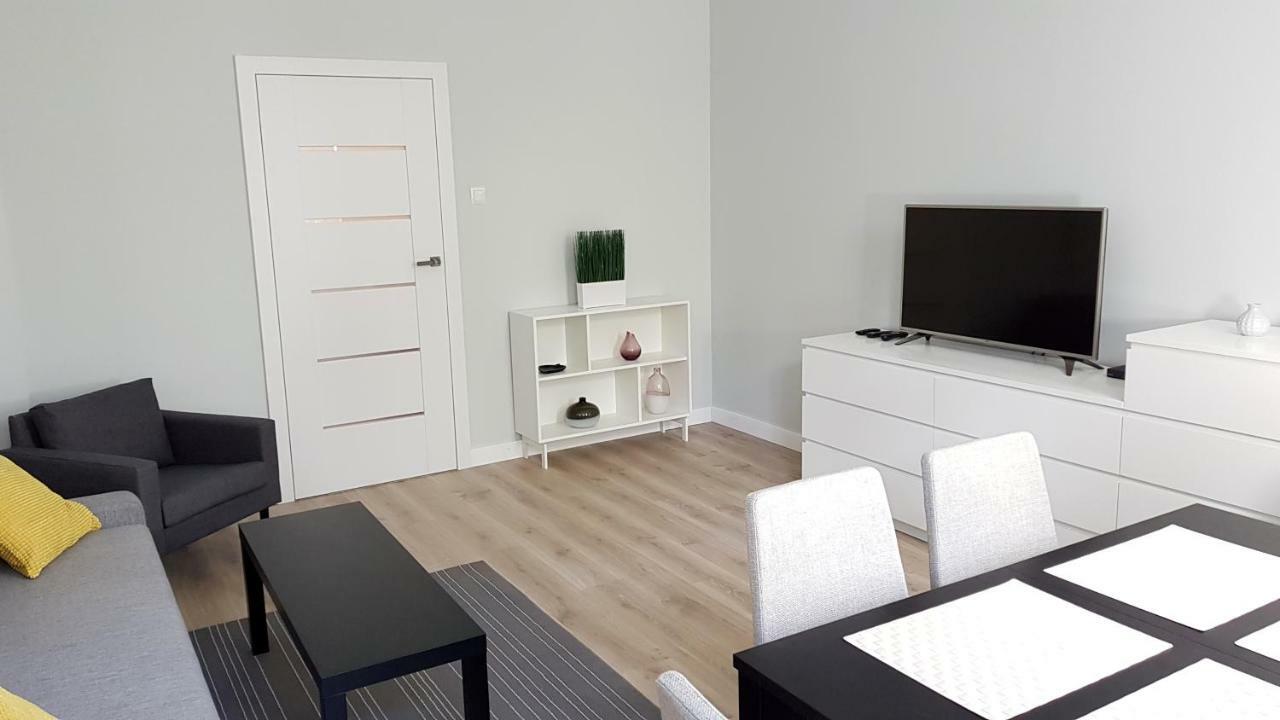 Apartament Paderewskiego 12M2 シフィノウイシチェ エクステリア 写真