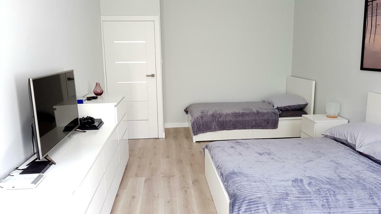 Apartament Paderewskiego 12M2 シフィノウイシチェ エクステリア 写真
