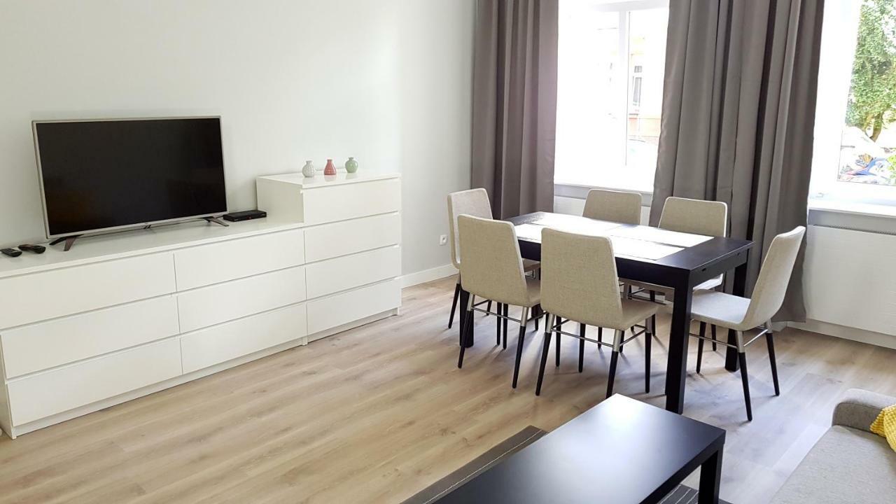 Apartament Paderewskiego 12M2 シフィノウイシチェ エクステリア 写真