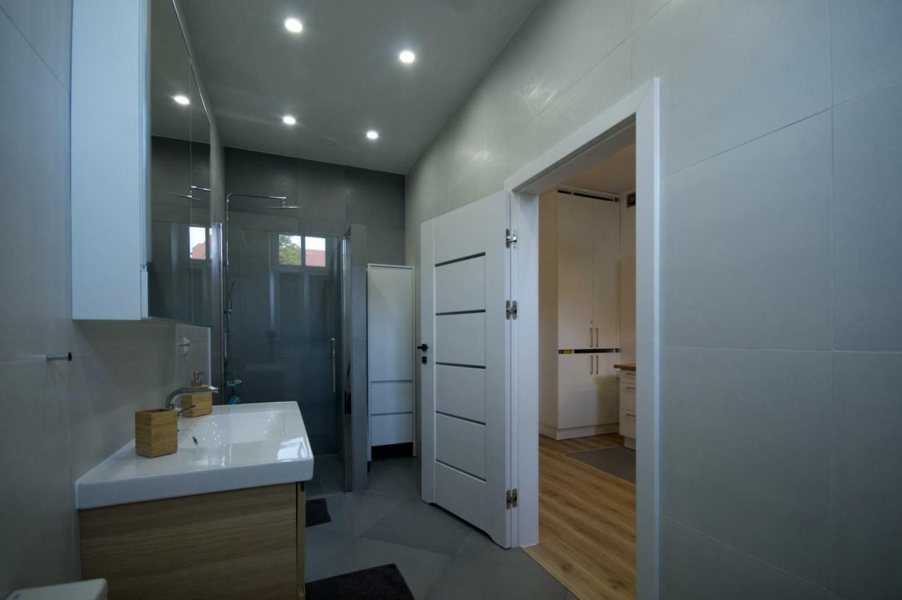 Apartament Paderewskiego 12M2 シフィノウイシチェ エクステリア 写真