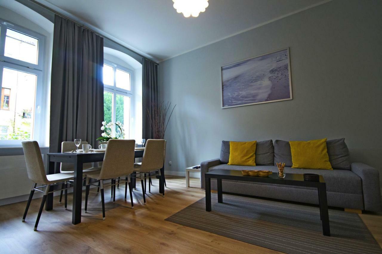 Apartament Paderewskiego 12M2 シフィノウイシチェ エクステリア 写真